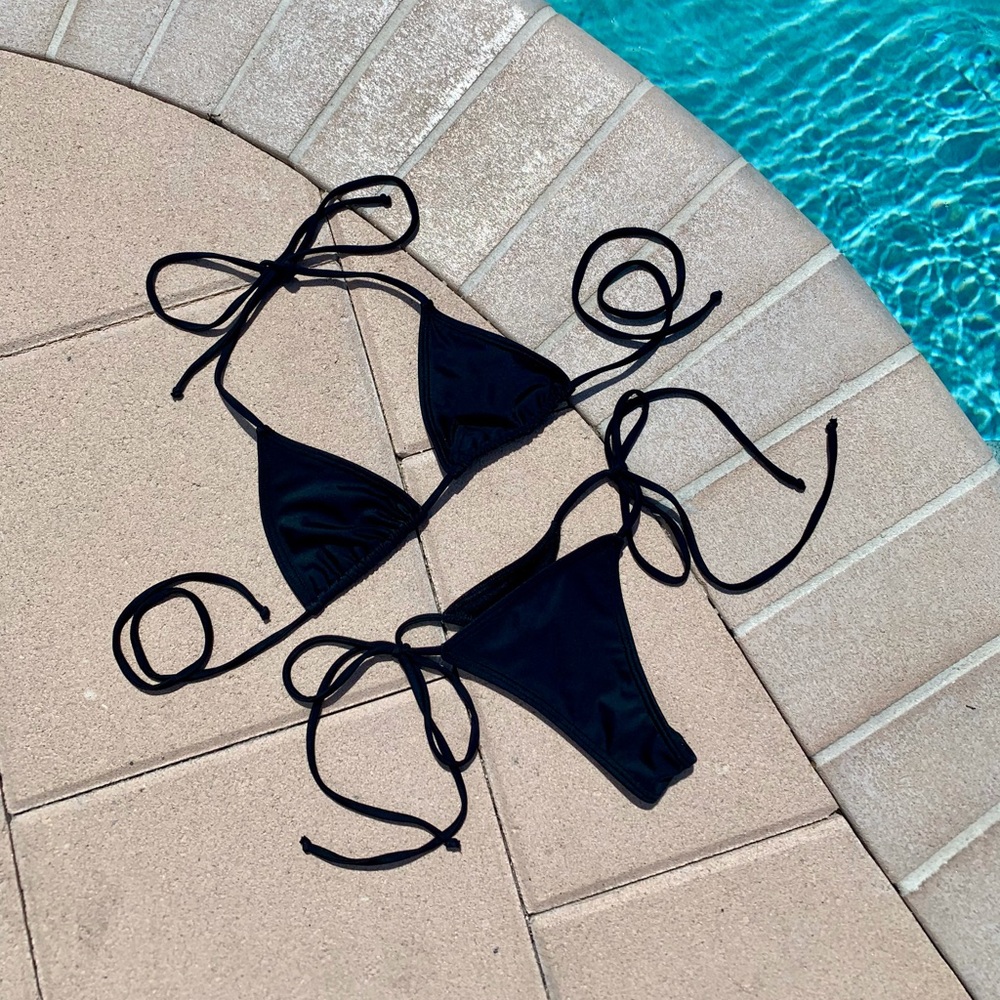 Black cheeky/ thong bikini set
